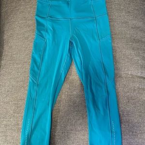 lululemon fast & free HR crop 19” size 6